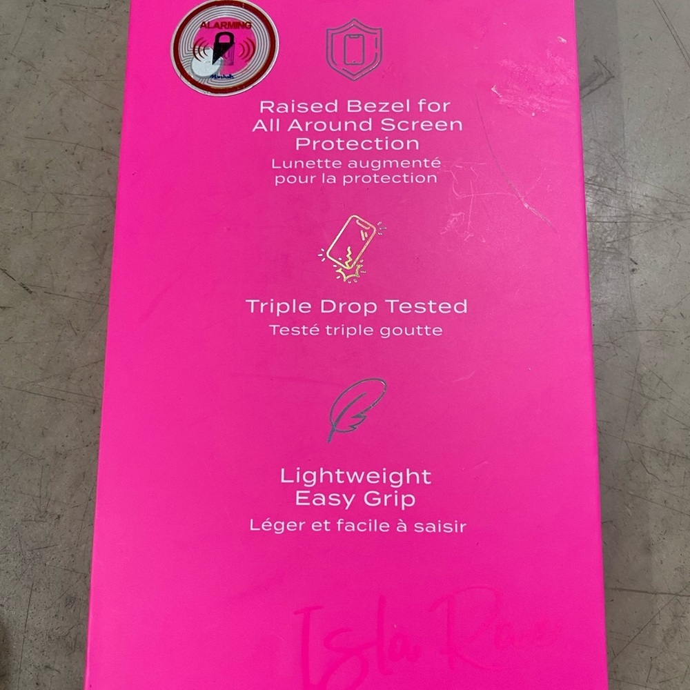 Amazing pink iPhone case by ISLA RAE🩷 heart, soft edges, triple drop tested... - Picture 4 of 8